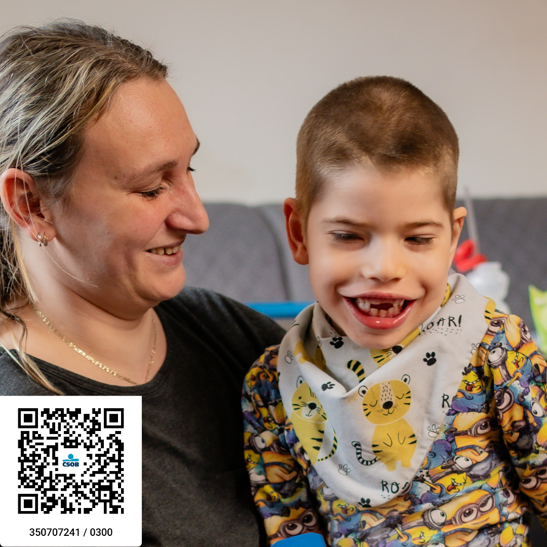 Martínek s maminkou a QR kód